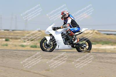 media/Sep-01-2025-Lets Ride (Mon) [[4370d11284]]/B Group/1220pm (Wheelie Bump)/